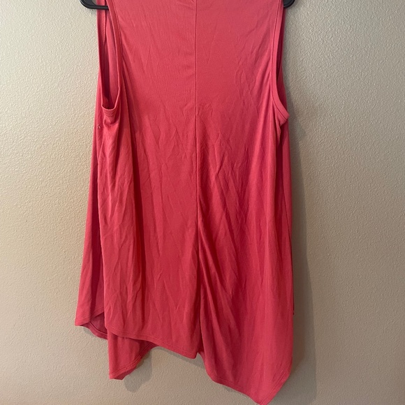 Women’s Zig Zag Tank Top - Picture 3 of 3